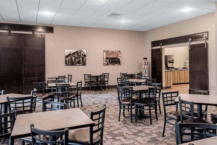Breakfast area